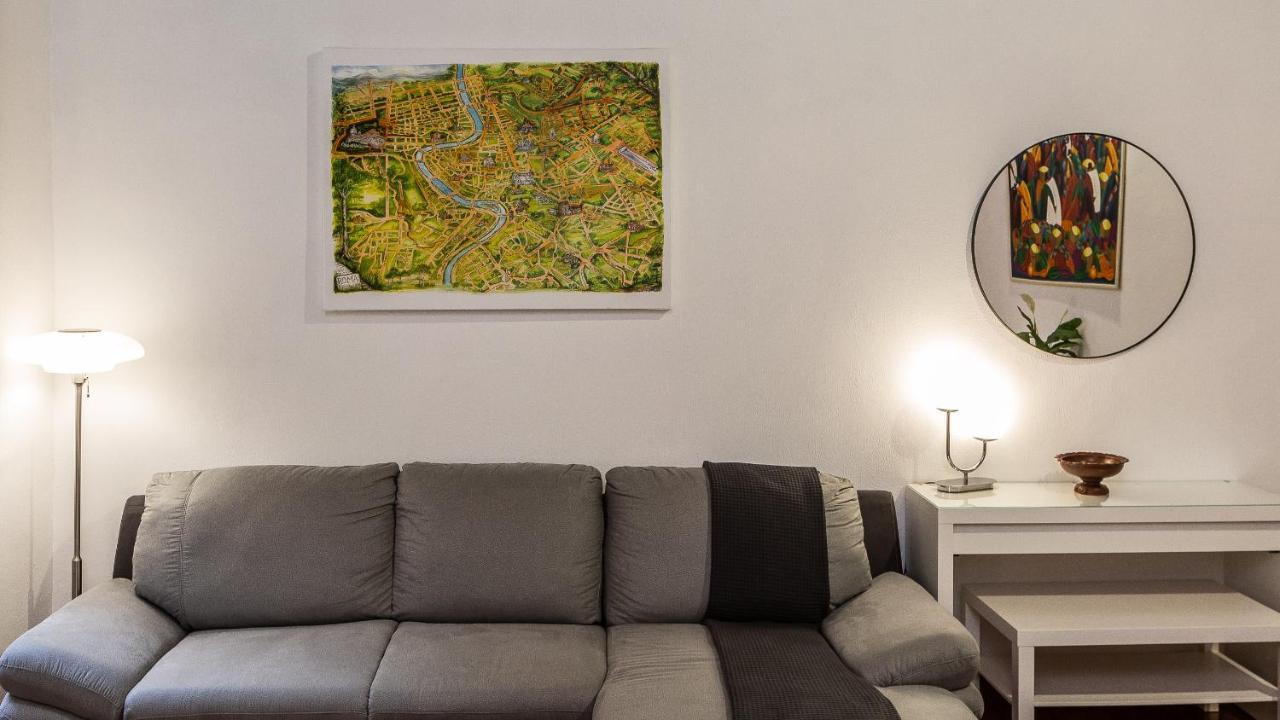 Cartari Rental In Rome Apartment Εξωτερικό φωτογραφία